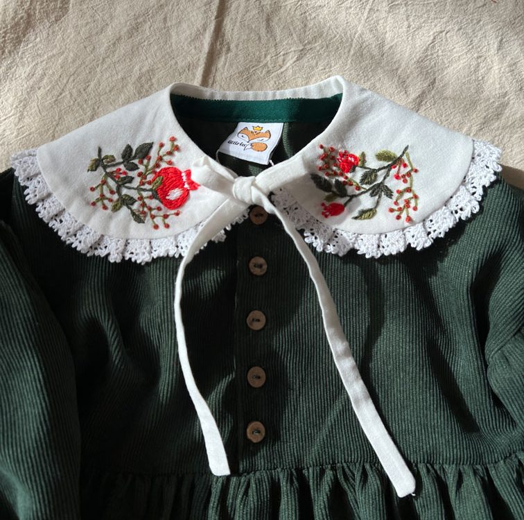 یقه با گلدوزی انار